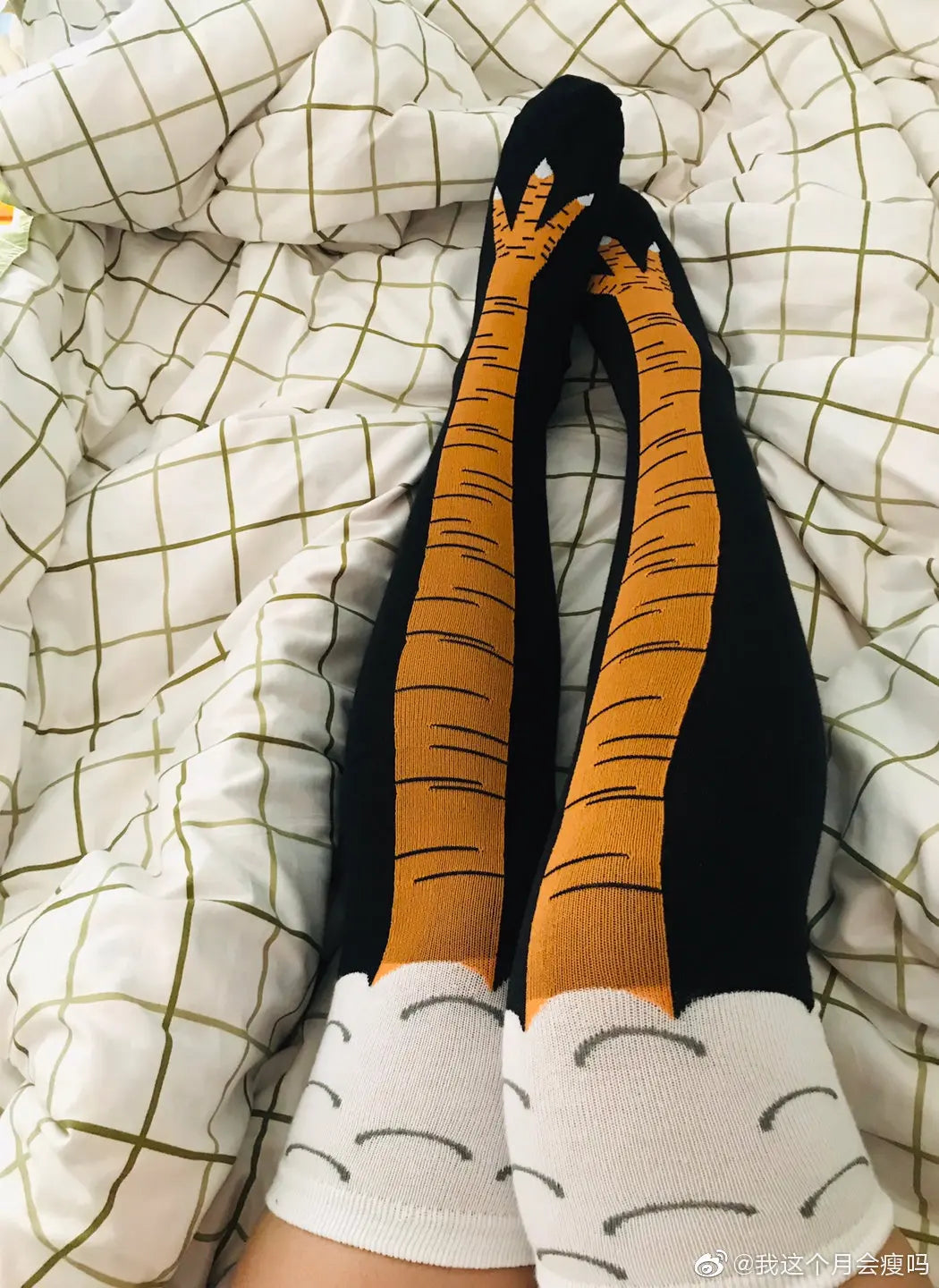 CluckStep Socks – Hilarious 3D Chicken Legs!