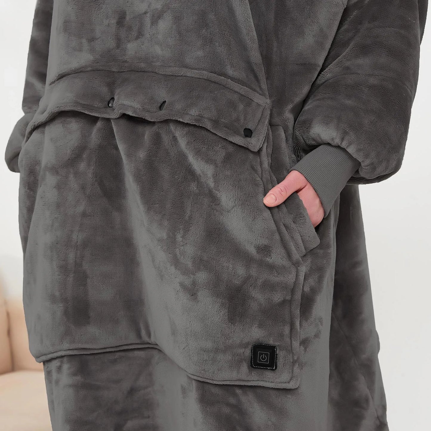 Cozy Heat Hoodie: Stay Warm & Snuggle Anywhere!